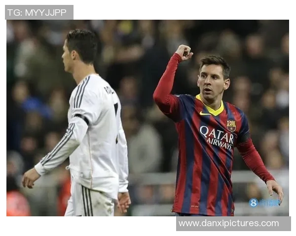 梅西 C 罗 和姆巴佩三大足球巨星的巅峰对决与未来发展趋势分析