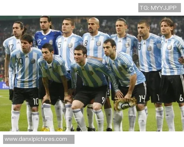 盘点历史黑人足球巨星的辉煌岁月与他们在绿茵场上的传奇故事